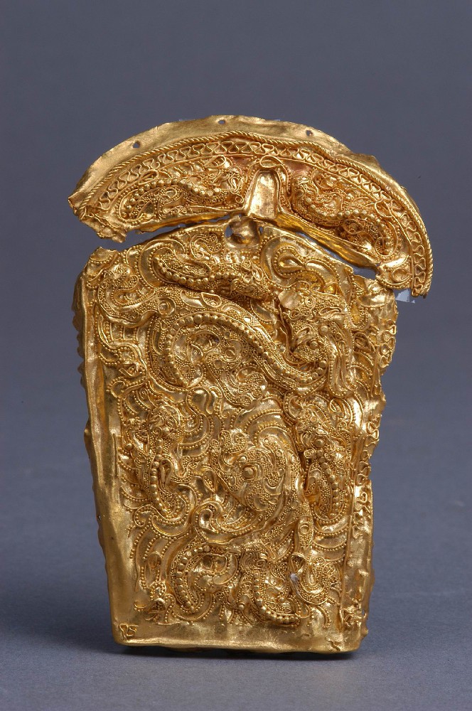 掐丝焊珠蟠螭纹金带扣