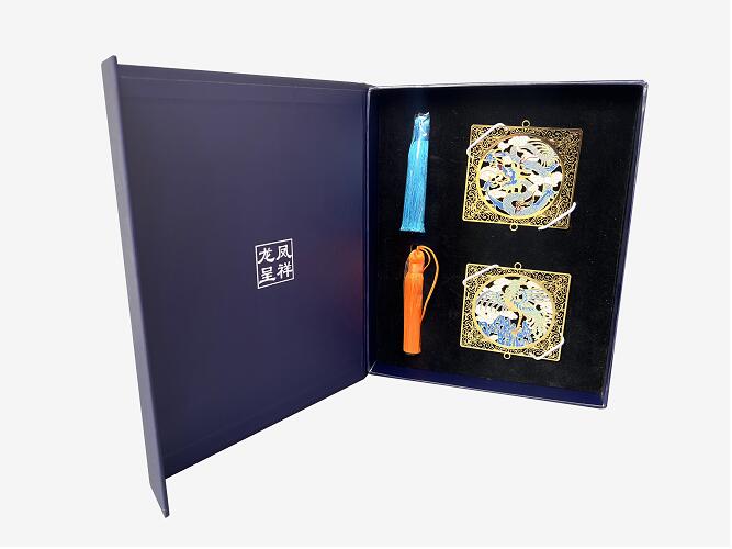 龙凤呈祥书签（车挂）